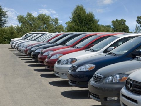 Daha 16 nəqliyyat vasitəsi özəlləşdirildi