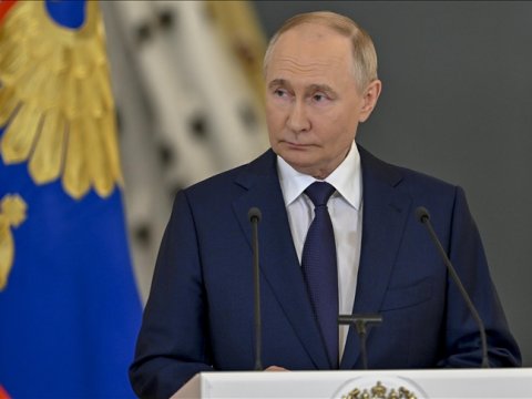 Putinə Uqledarın ələ keçirilməsi məruzə olunub