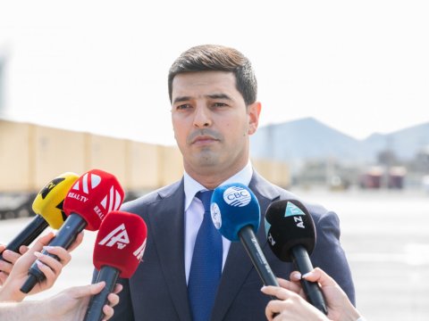 ADY yük əməliyyatlarının müddətini 20 dəqiqəyə endirib