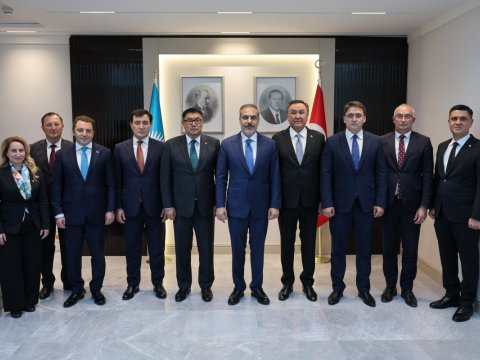 Hakan Fidan TDT ölkələrinin diplomatları ilə görüşdü