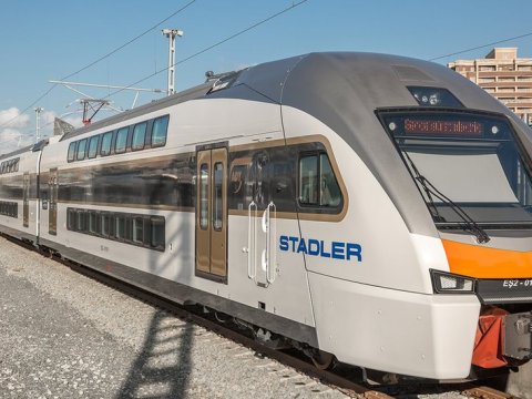 Qatarların pəncərələrindən zibil atanlara 500 manat cərimə