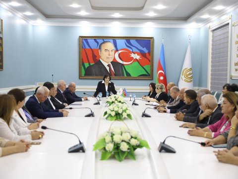 Gəncə Dövlət Universitetində Müəllimlər Günü qeyd edilib