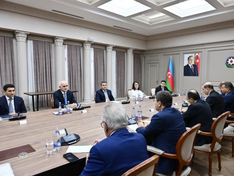 Şahin Mustafayev türkiyəli nazirlə görüşdü