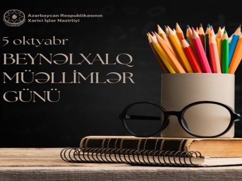 Xarici İşlər Nazirliyi müəllimləri təbrik etdi