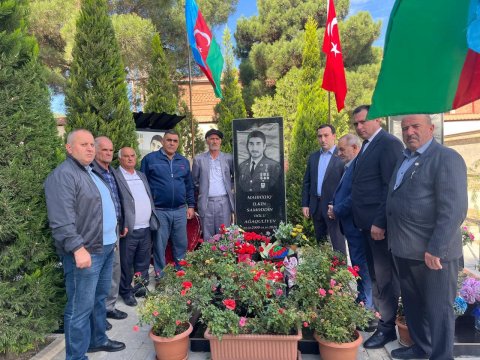 Mahir Süleymanlı şəhidimizin doğum günündə ailəsini ziyarət etdi