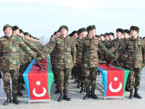 Hansı hallarda ailəyə görə əsgərlikdən möhlət verilir? - Rəsmi CAVAB