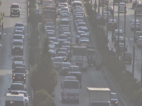 Ziya Bünyadov prospektində tıxac -&nbsp;FOTO