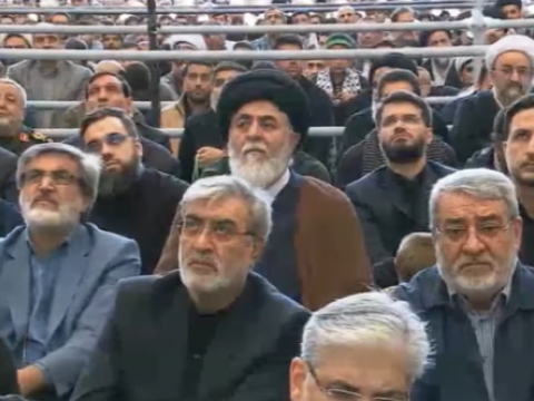 Azərbaycandan qaçan Ocaqnejad Xameneinin cümə namazında göründü