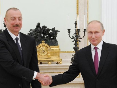 Putin Əliyevi BRİKS sammitinə dəvət edib