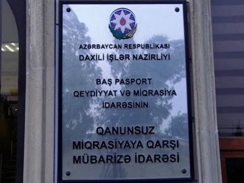 Bakıda 40 əcnəbi polis tərəfindən saxlanıldı - VİDEO