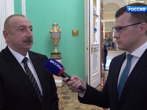 İlham Əliyev Rusiya mətbuatına müsahibə verdi