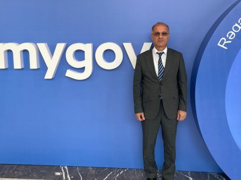 Nazirliyin mətbuat katibi işdən çıxdı