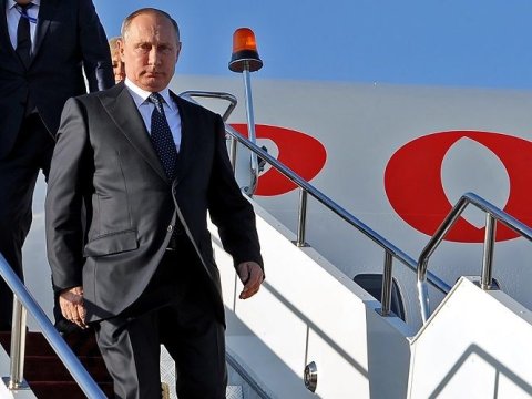 Putin Türkmənistanda səfərdədir
