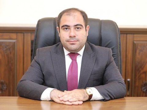 Nazir müavini istefa verdi