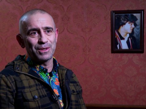 Vahid Mustafayevin mağazasından 300 minlik saat OĞURLANDI