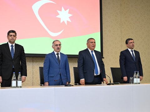 Müasir mediada yeni trendlərlə bağlı konfrans keçirildi - FOTOLAR