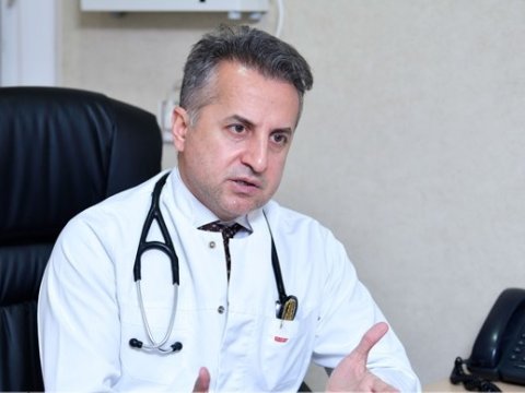 Tanınmış kardioloq &ldquo;ara həkimləri&rdquo;ni şarlatan ADLANDIRDI