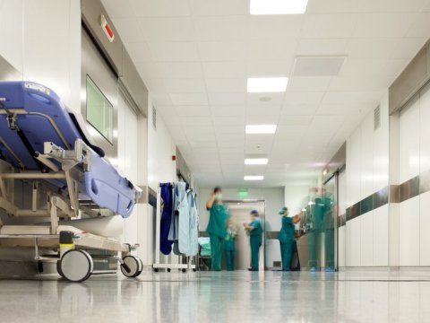 Minaya düşən gəncin ayağı amputasiya olundu