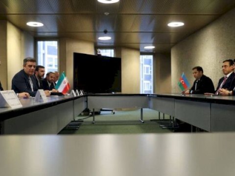 Sahibə Qafarova İran parlamentinin sədri ilə danışıqlar apardı