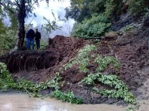 Torpaq sürüşmələri aktivləşib