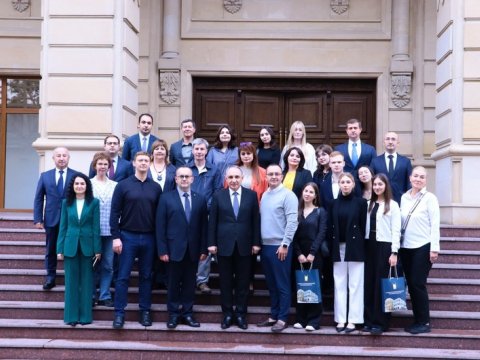 İrkutsk Dövlət Universitetinin nümayəndələri ilə&nbsp;müzakirələr aparılıb