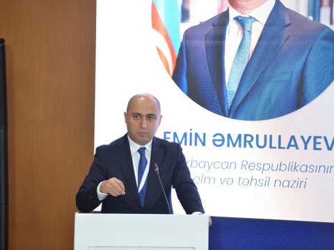Nazir din təhsilindən danışdı: "Şəxsi fikirləri əsasında aparılmamalıdır"