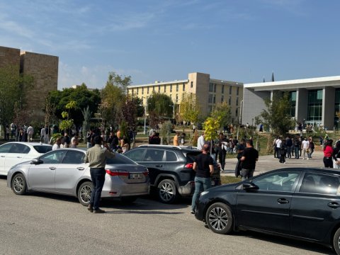 Türkiyədə güclü zəlzələ: 187 nəfər yaralandı - VİDEO