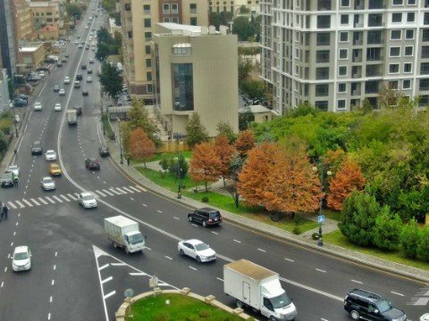 Bakıda bu yol sürücülərin istifadəsinə verildi