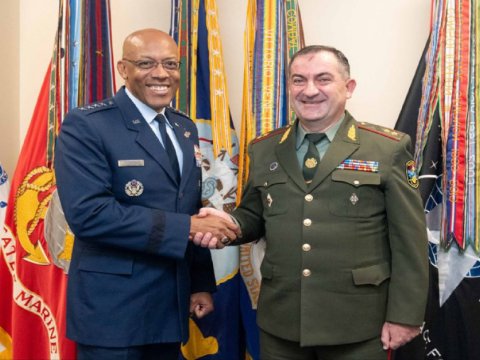 ABŞ və Ermənistan generalları müzakirələr apardı