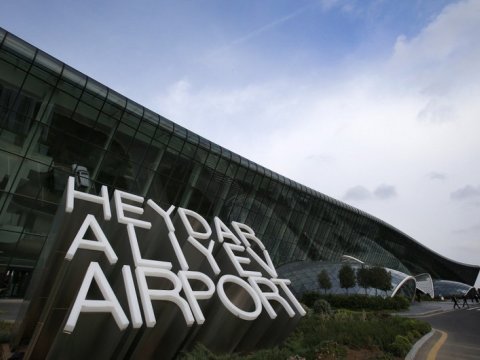 Aeroport sərnişinlərə müraciət etdi