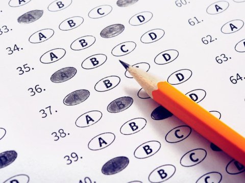 "Summativlər üçün valideynlərdən pul yığmaq doğru deyil"