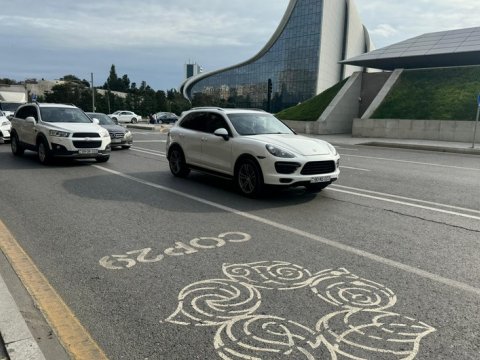 Sürücülərin nəzərinə - Bakıda maşınların hərəkət istiqaməti dəyişdiriləcək