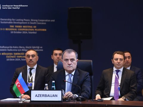 Bayramov bir daha bəyan etdi: Ermənistan konstitusiyasını dəyişməlidir!