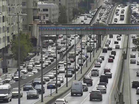 Dərs saatlarını dəyişək! - Tıxac problemi həll olunacaq?