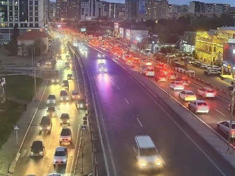 Bakı iş həftəsini tıxacla yola salır