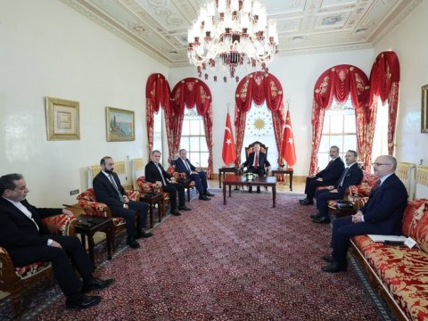 Ərdoğan nazirlərin görüşündə danışdı: "Sevindirici haldır"