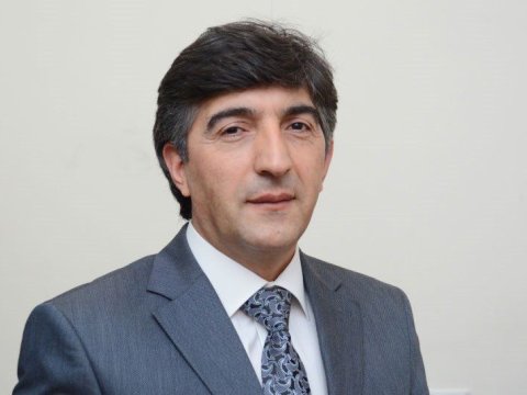 UNEC-də yeni təyinat: professora yüksək vəzifə verildi