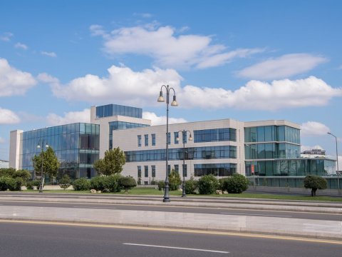 Bu universitetə yeni prorektor TƏYİN EDİLDİ