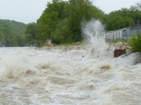 Lənkərançayda suyun səviyyəsi kəskin artıb