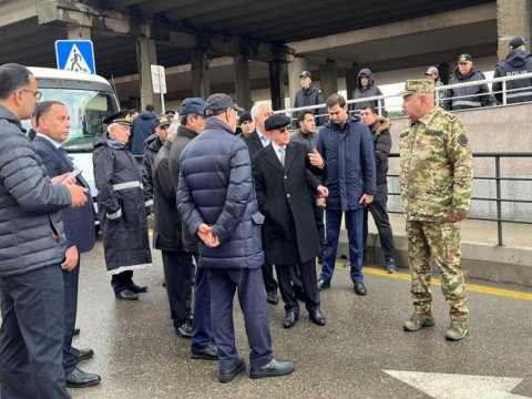 Nazir su basmış ərzilərdə - FOTO