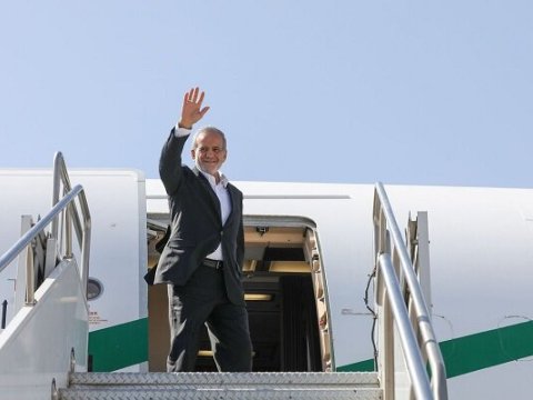 İran prezidenti Rusiyaya getdi &ndash; Putinlə də görüşəcək&nbsp;