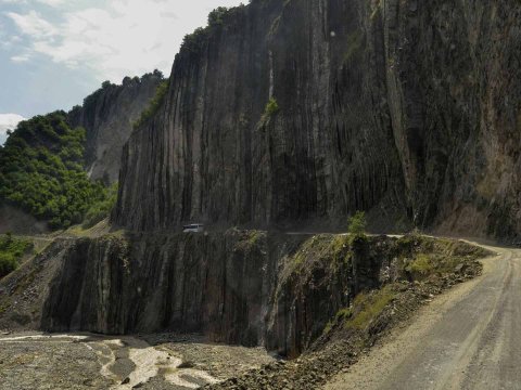 Namazgah-Lahıc yolunda sürüşmə