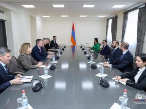 Baydenin köməkçisi Ermənistana getdi