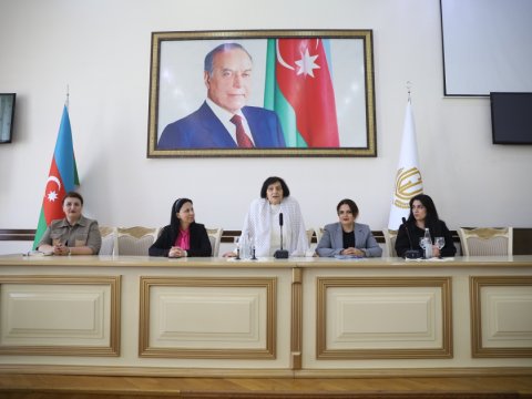 Təhsil Tələbə Krediti Fondunun nümayəndələri Gəncədə tələbələrlə görüşüblər