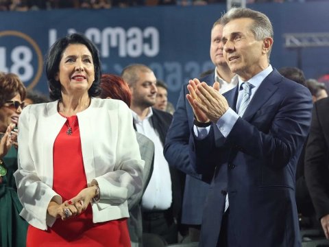 İvanişvili Rusiyadan çox qorxur &ndash; Gürcüstan prezidenti