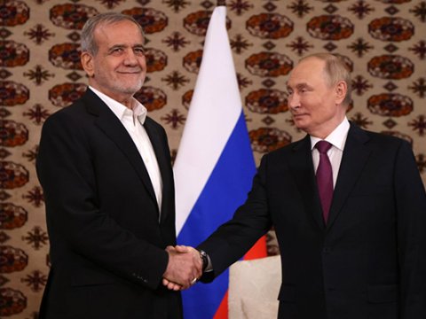 Putin Pezeşkianla Cənubi Qafqazı müzakirə etdi