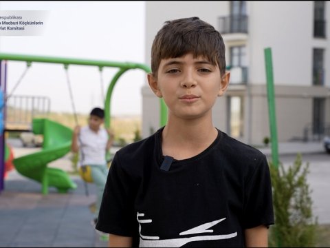 İşğaldan azad edilmiş Füzuli şəhərinin məktəbliləri - VİDEO