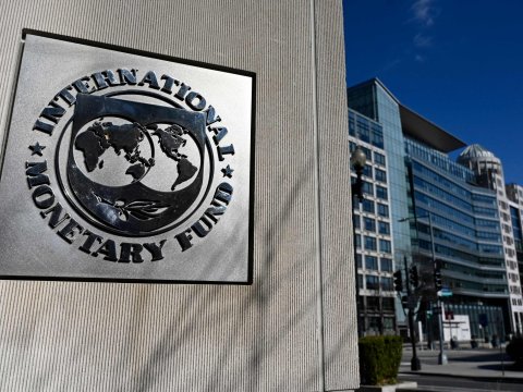 Avropa iqtisadiyyatı təhlükə qarşısında - Valyuta Fondu çağırış etdi