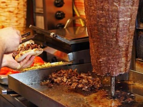 Azərbaycanda dönərin qiyməti bahalaşa bilər - VİDEO