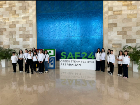 Şagirdlərin&nbsp;&ldquo;süni zəka və art&rdquo; mövzusunda təqdimatı - FOTOLAR